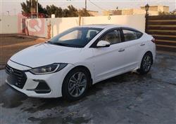 هیۆندای ئەلەنترا